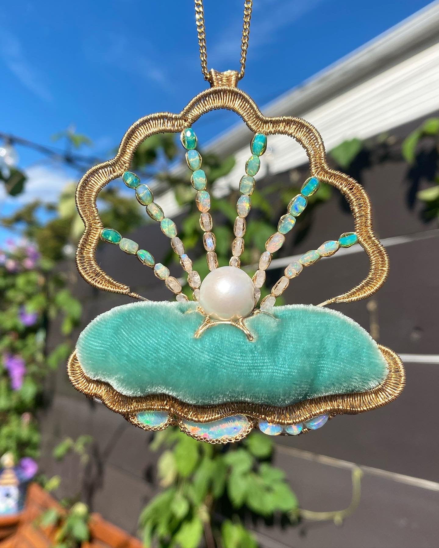 Clamshell with Pearl and Silk Velvet Pillow